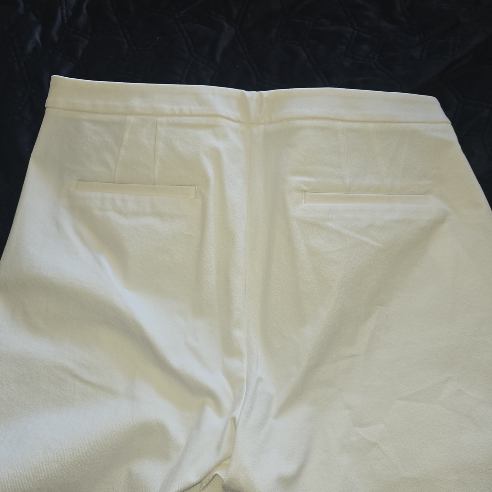 Banana Republic Cream Pants with Gold Buttons - Picture 3 of 5